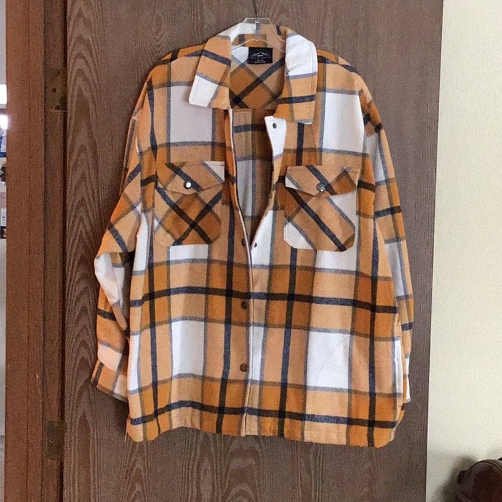 Yellow and White Plaid flannel, snap up front long length, Shirt